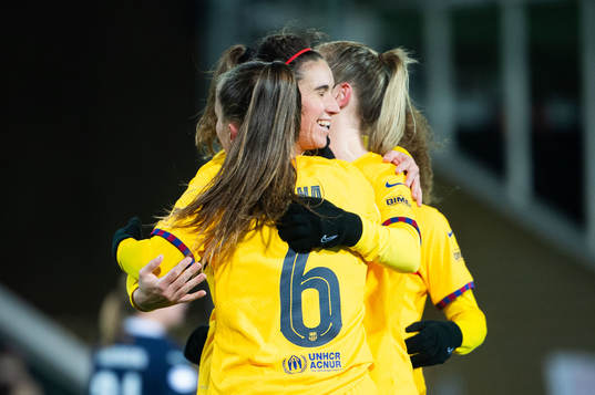 Mariona Caldentey of Barcelona celebrates with team mates