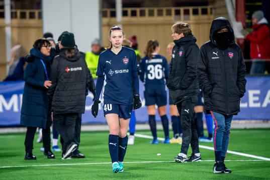 Bea Sprung of FC Rosengård looks dejected