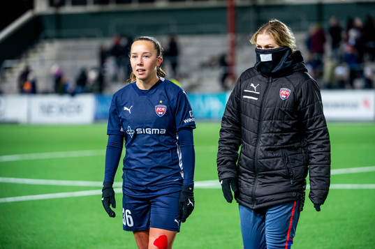 Athinna Persson Lundgren of FC Rosengård looks dejected