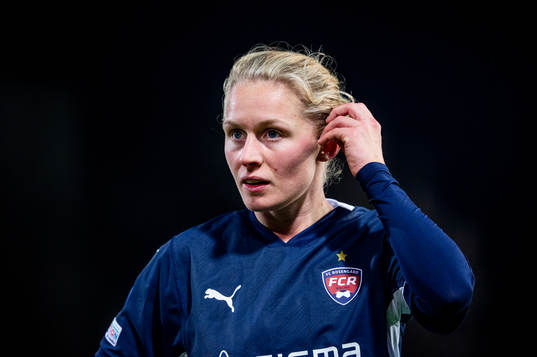 Emilia Larsson of FC Rosengård looks dejected