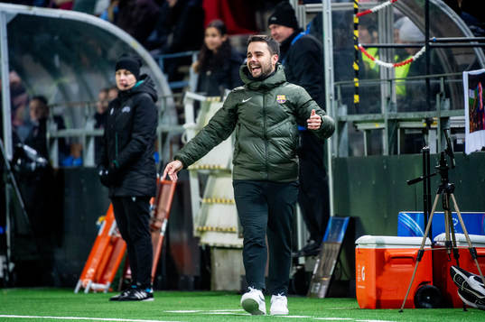 Head coach Jonatan Giráldez of Barcelona