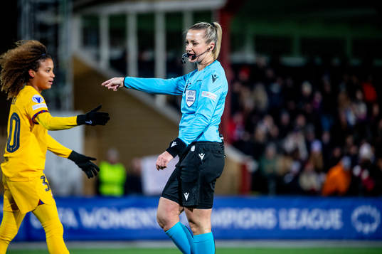 Referee Monika Mularczyk