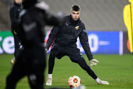 goalkeeper Sebastian Banozic