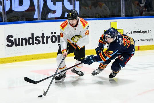 Brynäs Johannes Kinnvall och Djurgårdens Marcus Krüger