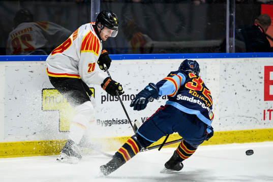Brynäs Johannes Kinnvall och Djurgårdens Marcus Krüger