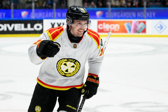 Brynäs Johannes Kinnvall jublar