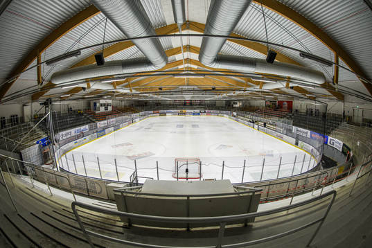 Interiör vy av Lugnets Ishall