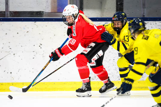 Schweizs Stefanie Wetli och Sveriges Wilma Sundin