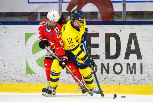 Schweizs Vanessa Schaefer och Sveriges Maja Nylén-Persson