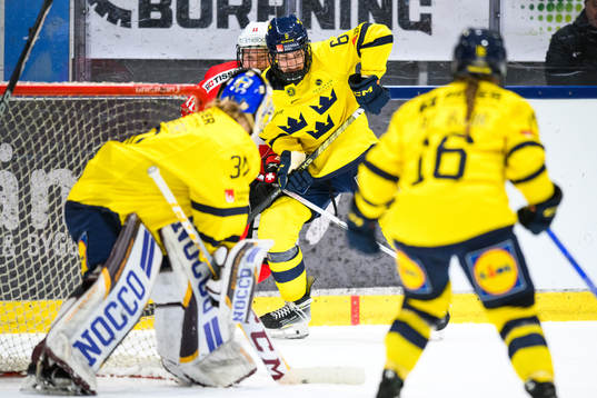 Schweizs Laura Zimmermann och Sveriges Ida Karlsson