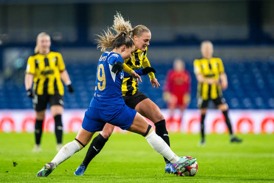 Johanna Rytting Kaneryd of Chelsea and Elma Junttila