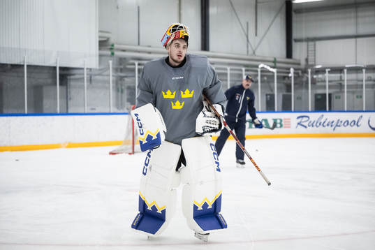 Goaltender Hugo Hävelid of the Swedish under-20 national