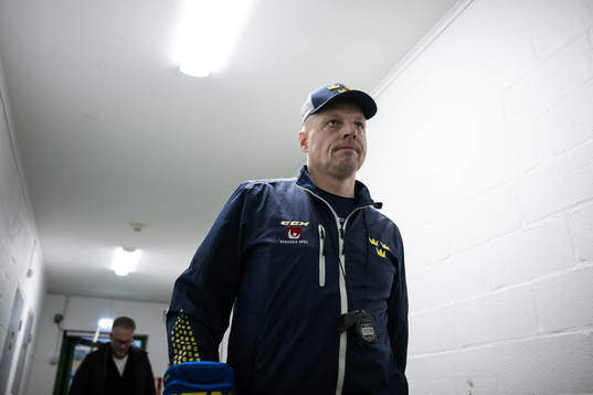 Head coach Magnus Hävelid of the Swedish under-20 national