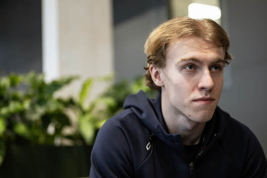 Jonathan Lekkerimäki of the Swedish under-20 national ice