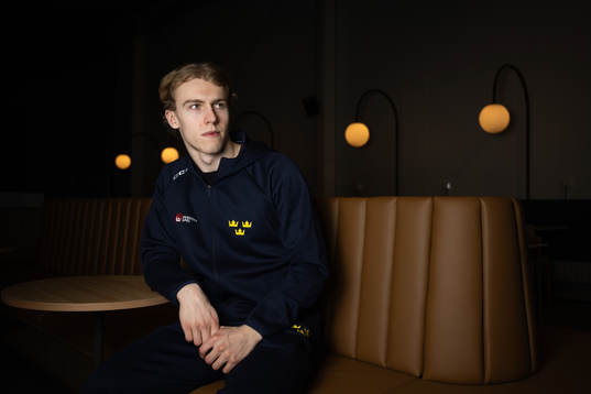Jonathan Lekkerimäki of the Swedish under-20 national ice