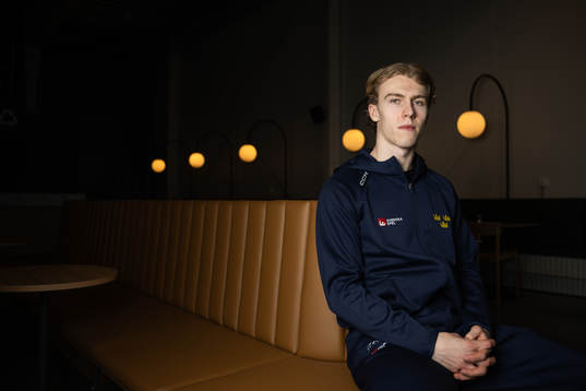 Jonathan Lekkerimäki of the Swedish under-20 national ice