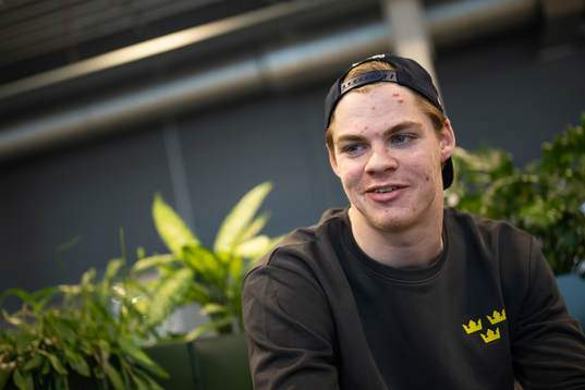 Oskar Pettersson of the Swedish under-20 national ice