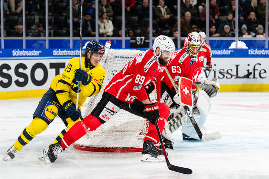 Marcus Sörensen of Sweden against Fabian Heldner and
