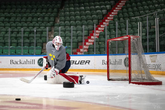 Goaltender Kevin Reidler of the Swedish under-20 national