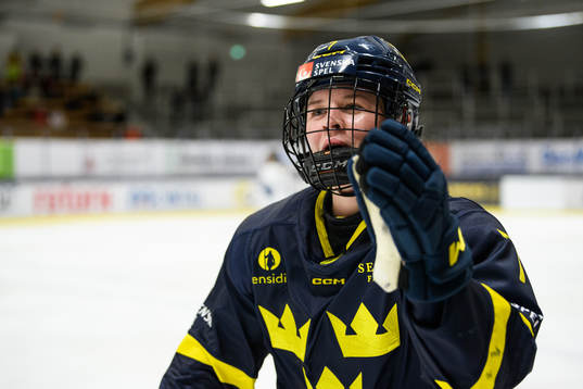 Sveriges Mira Jungåker jublar