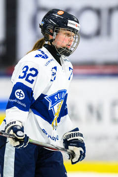 Finlands Emilia Vesa deppar