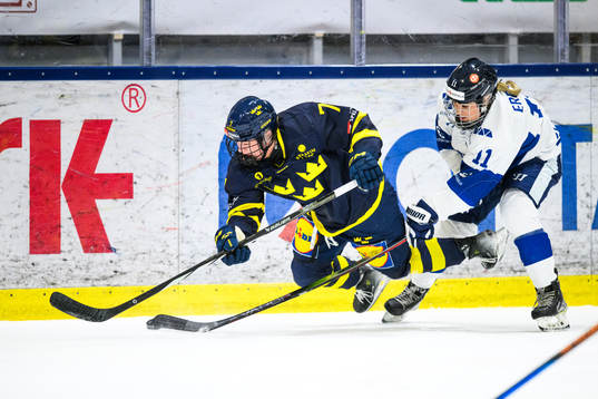 Sveriges Mira Jungåker och Finlands Ada Eronen
