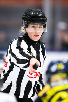 Linjedomare Julia Johansson