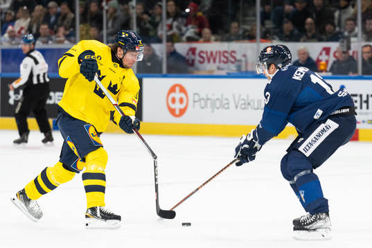 Jesper Olofsson of Sweden and Valtteri Kemilainen of