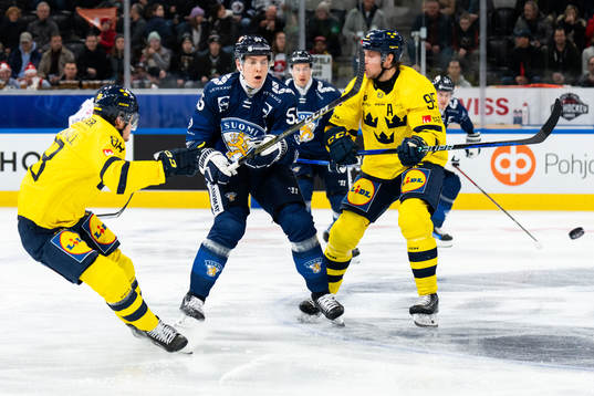 Malte Strömwall and Jacob de la Rose of Sweden against