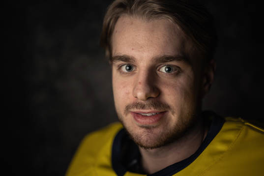 Goaltender Hugo Hävelid of the Swedish under-20 national