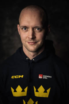 Equipment manager Jonas Landström of the Swedish under-20
