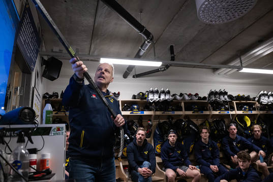 Head coach Magnus Hävelid of the Swedish under-20 national