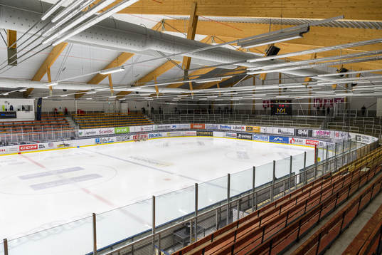 Interiör vy av Lugnets Ishall