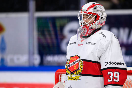Almtunas målvakt Oliver Håkansson