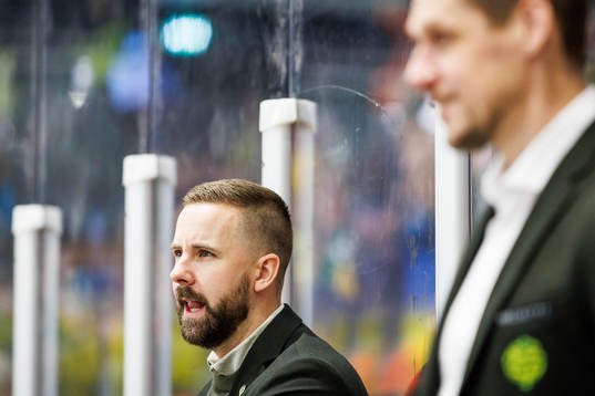 Björklövens huvudtränare Viktor Stråhle