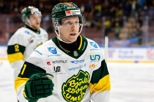 Björklövens Myles Powell jublar