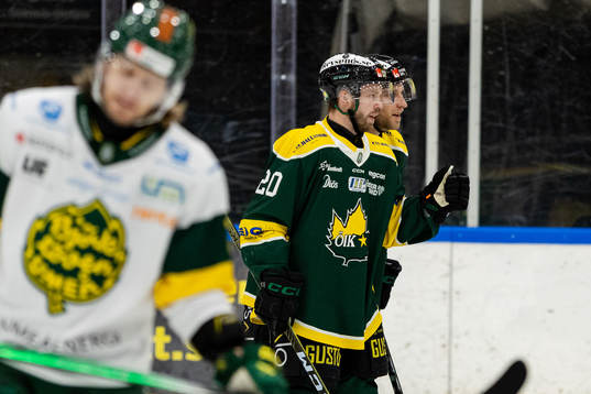Östersunds Henrik Marklund jublar