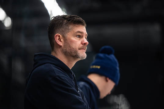 Team Doctor Ryan Allenby of the Swedish under-20 national