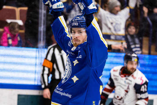 Leksands Peter Cehlarik jublar