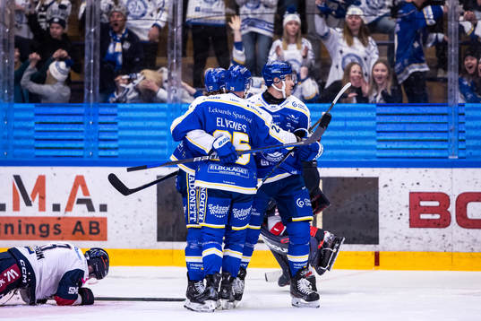 Leksands Anton Lindholm, Lucas Elvenes och Jon Knuts jublar