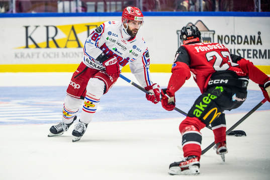 Timrås Robin Hanzl mot Malmö Redhawks Christoffer Forsberg