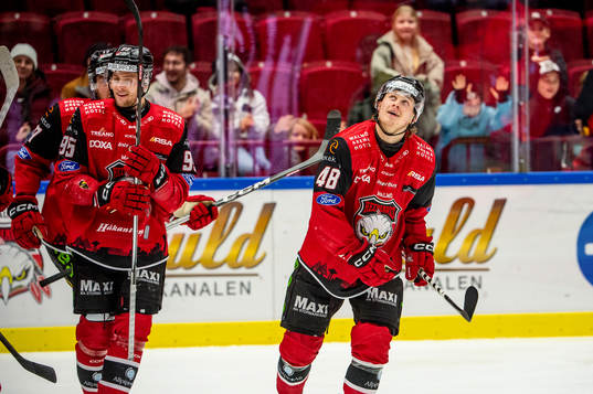 Malmö Redhawks Lauri Pajuniemi jublar