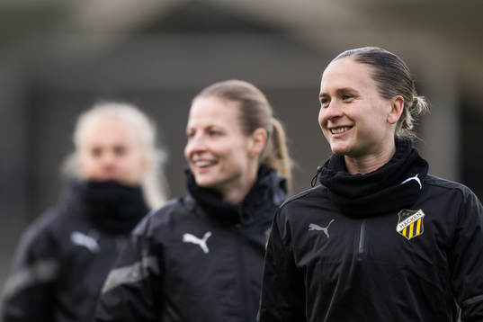 Anna Anvegård and Filippa Curmark of Häcken