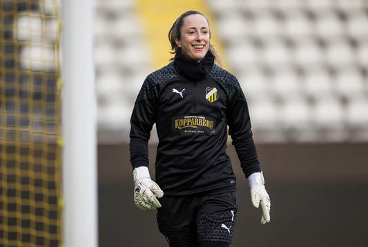 Goalkeeper Loes Geurts of Häcken