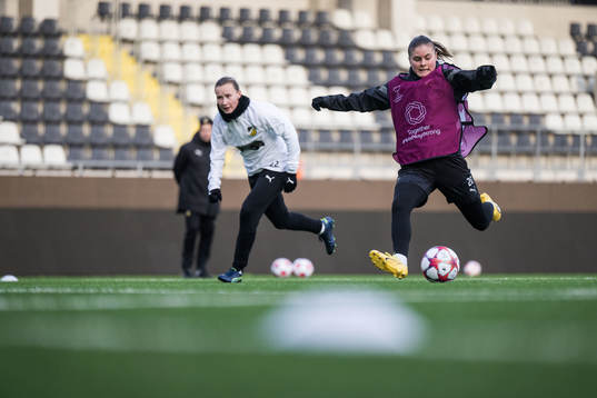 Marika Bergman Lundin and Alexandra Larsson of Häcken