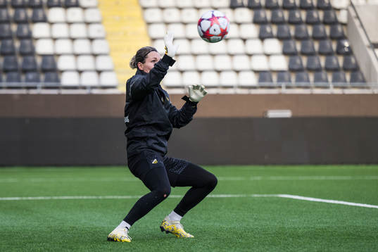 Goalkeeper Jennifer Falk of Häcken