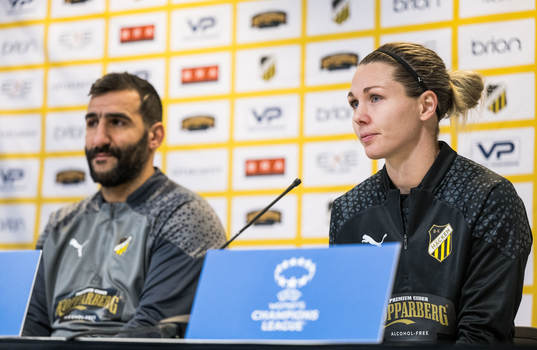 Head coach Mak Lind and Goalkeeper Jennifer Falk of Häcken