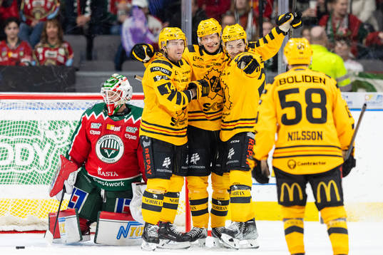 Skellefteås Linus Lindström , Andreas Johnson och Dylan