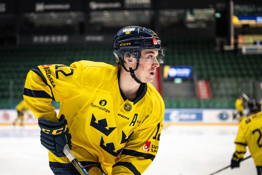 Noah Östlund of Sweden
