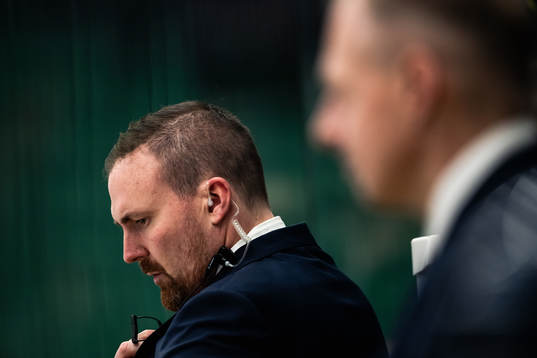 Assistant coach Gereon Dahlgren